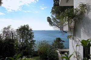 Ginestre - 3355 - Trieste Hotel ภายนอก รูปภาพ